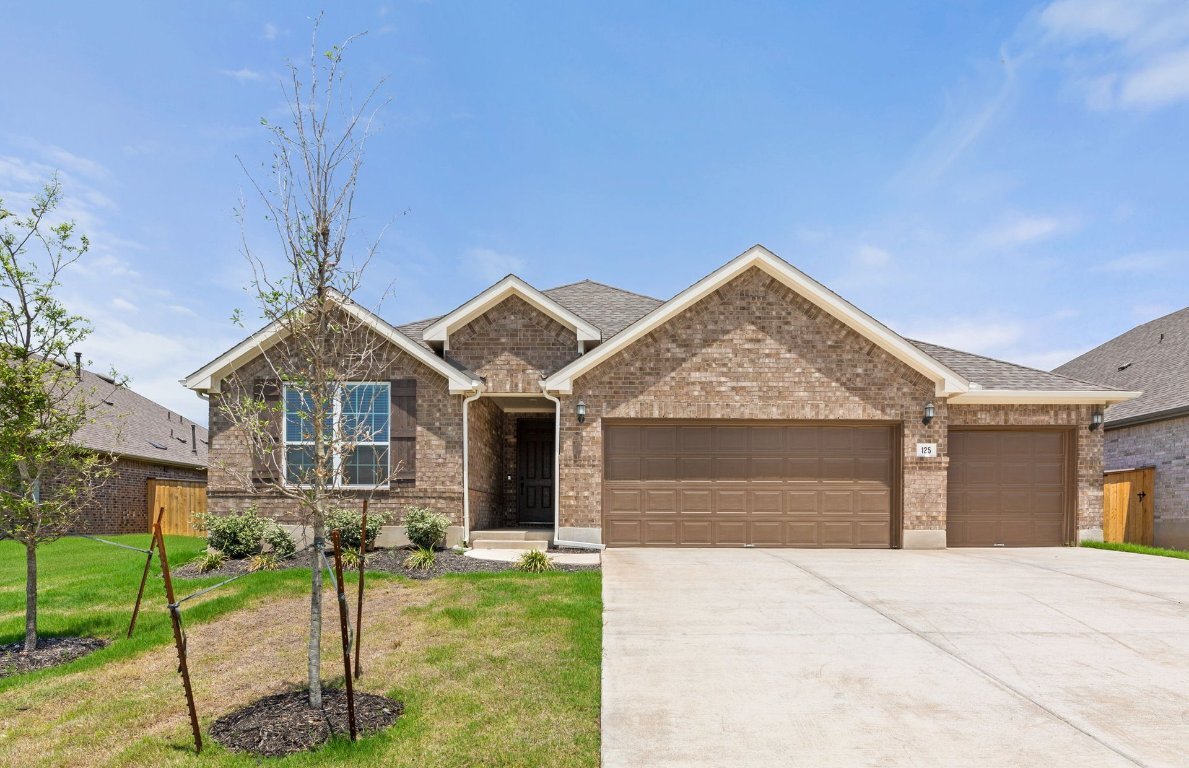 Property Photo: 125 Muddy Creek Way TX 78640