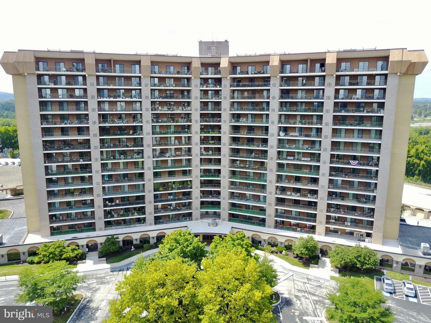 Property Photo: 11005 Valley Forge Circle 1005 PA 19406