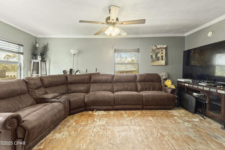 Property Photo:  138 Springfield Avenue  FL 32401 