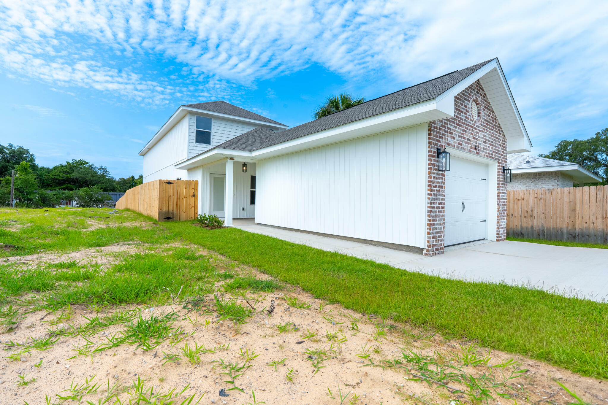 Property Photo: 132 2nd Avenue FL 32579
