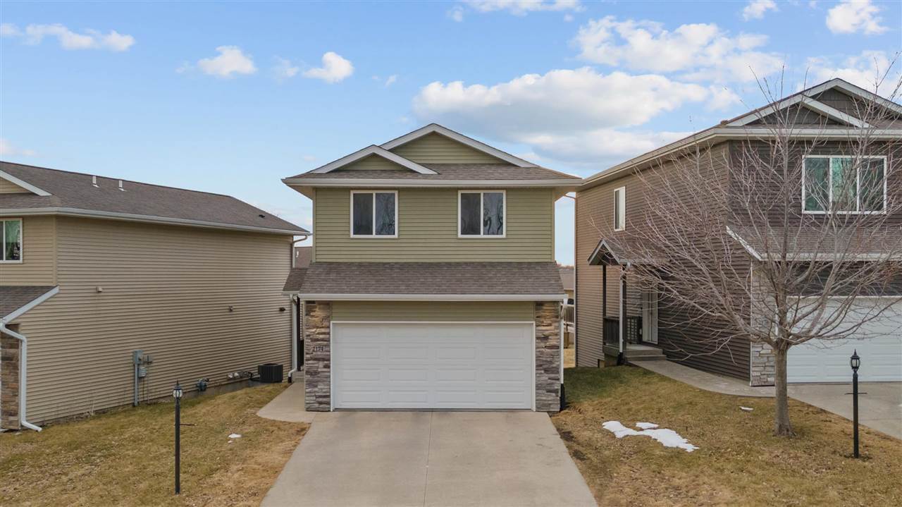 Property Photo: 2174 Westminster Circle IA 52241