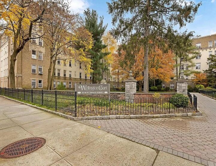 Property Photo:  472 Gramatan Avenue Bldg. 3, Unit N3  NY 10552 