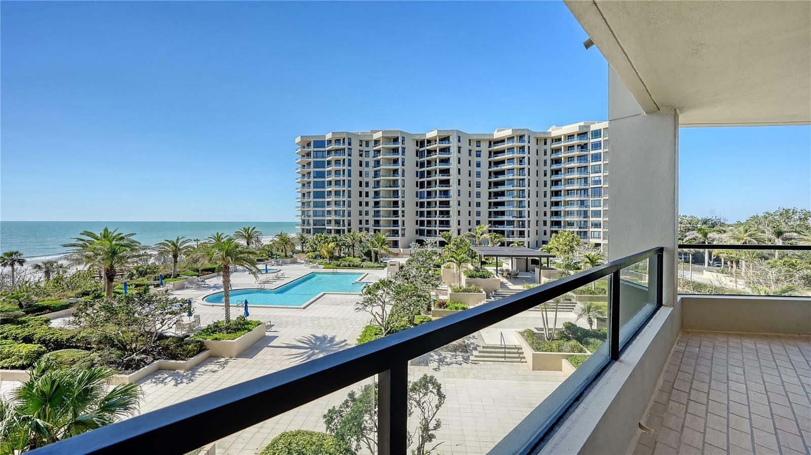 Property Photo: 1211 Gulf Of Mexico Drive 207 FL 34228