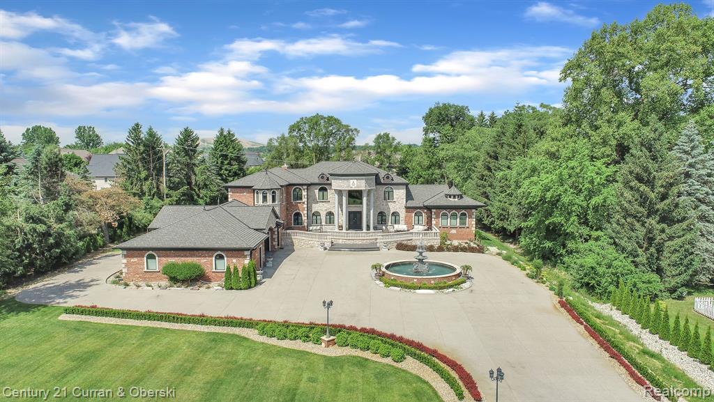Property Photo: 17965 Beck Road MI 48168 9282