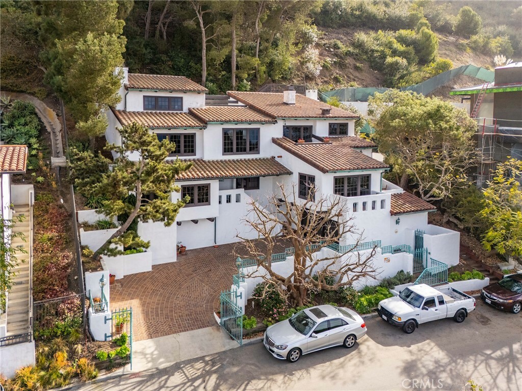 Property Photo:  1120 Palos Verdes Drive W  CA 90274 