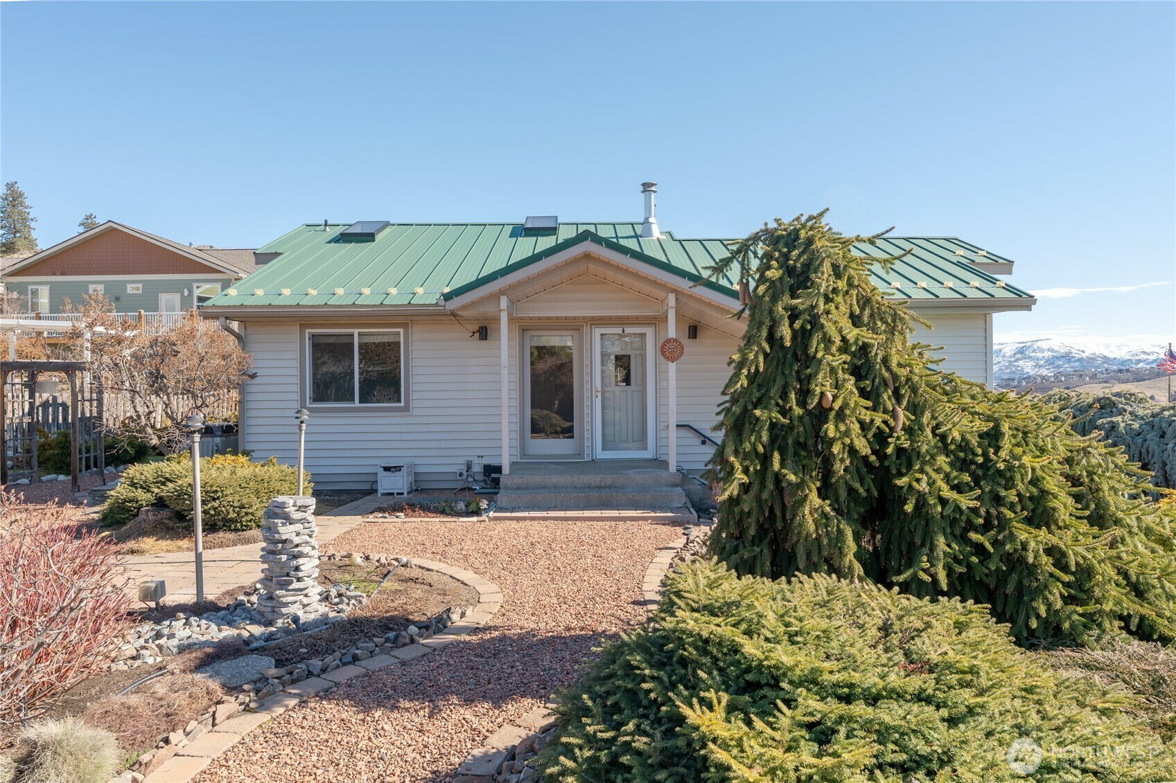 122  Riviera Drive  Chelan WA 98816 photo