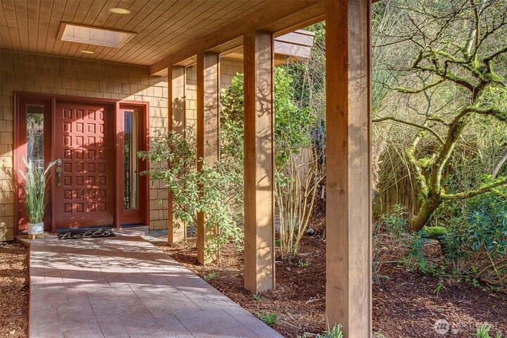 Property Photo:  4916 NE 97th Street  WA 98115 