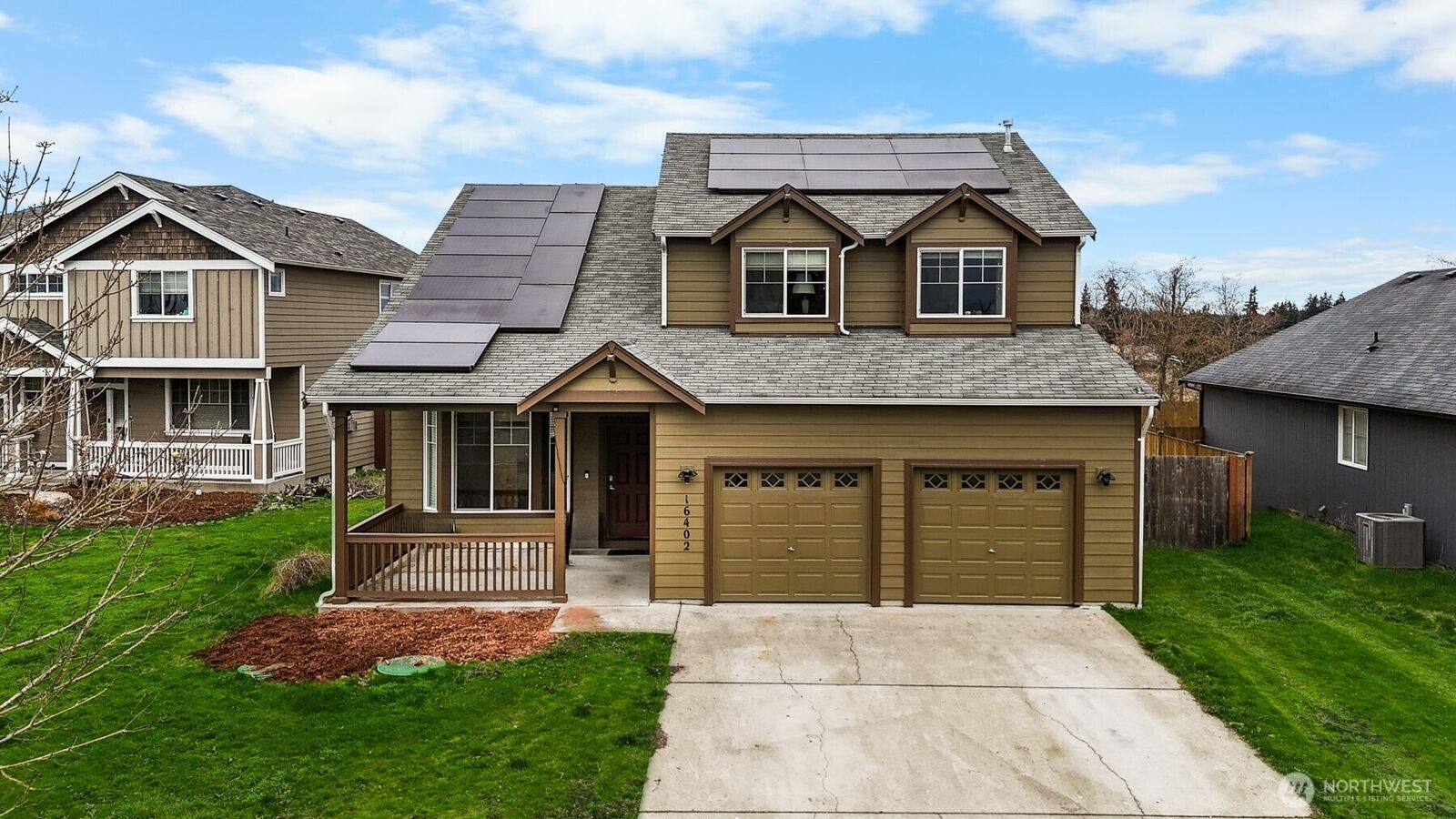 Property Photo:  16402  Canal Court SE  WA 98597 