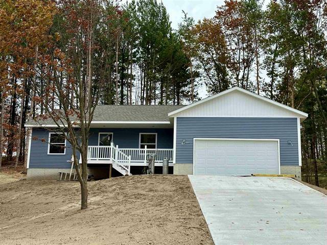 990 Birmley Estates Drive  Garfield Twp MI 49696 photo