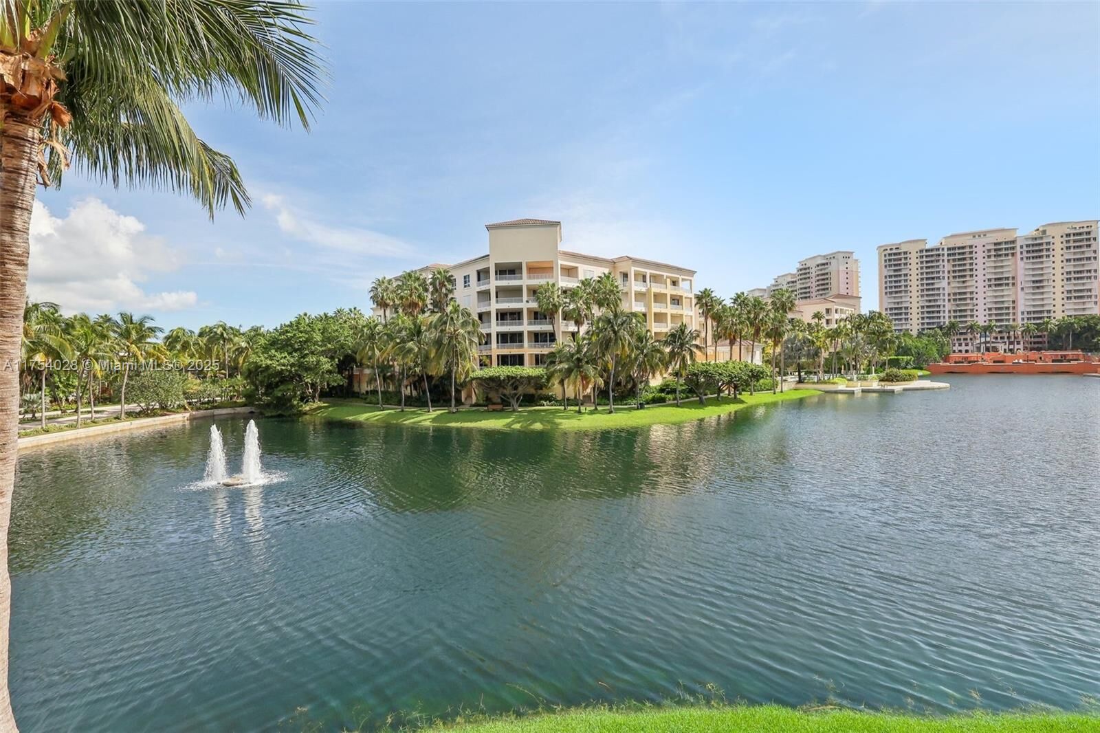Property Photo:  723 Crandon Blvd 206  FL 33149 