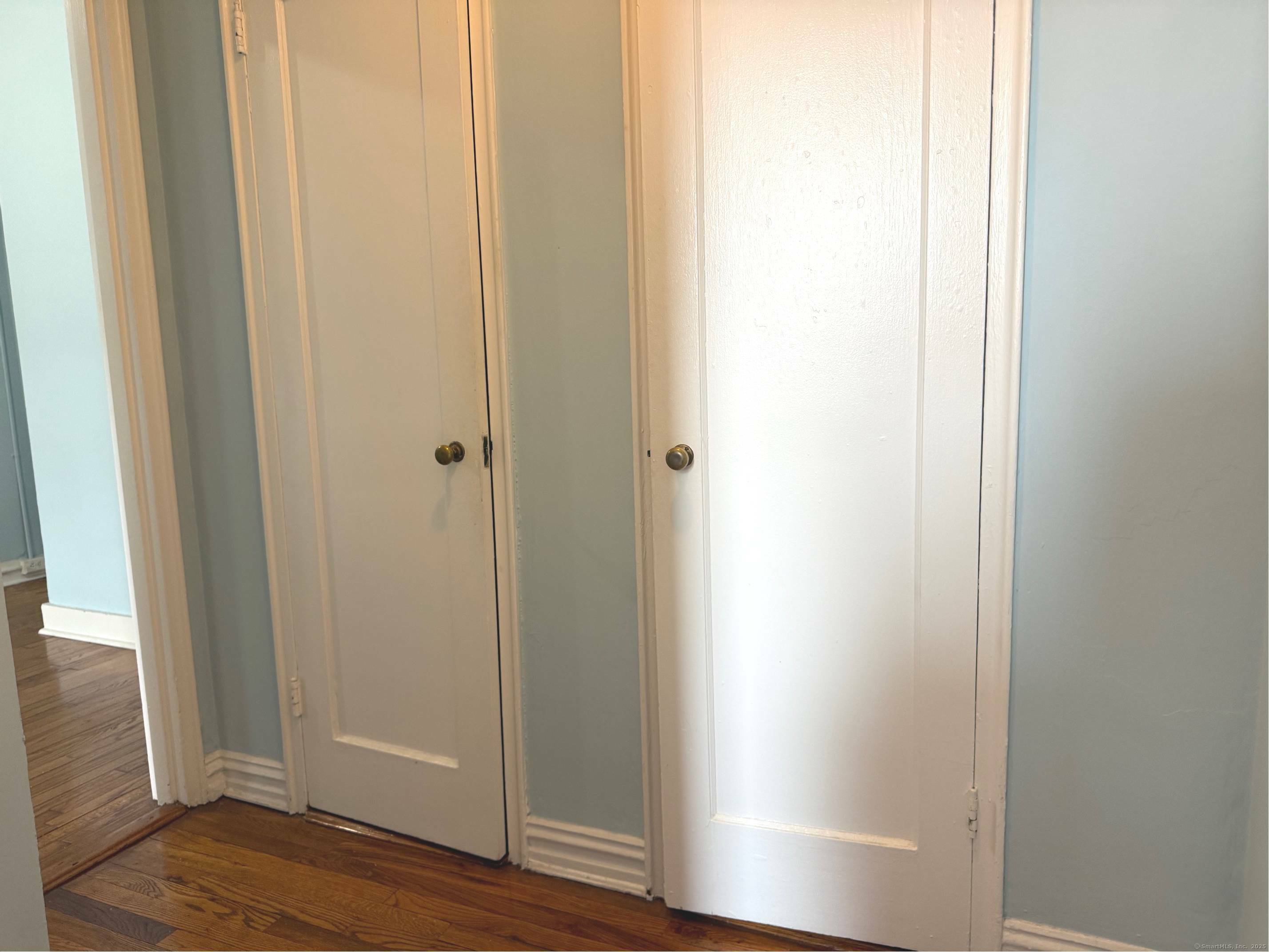 Property Photo:  70 Strawberry Hill Avenue Apt 3-3B  CT 06902 
