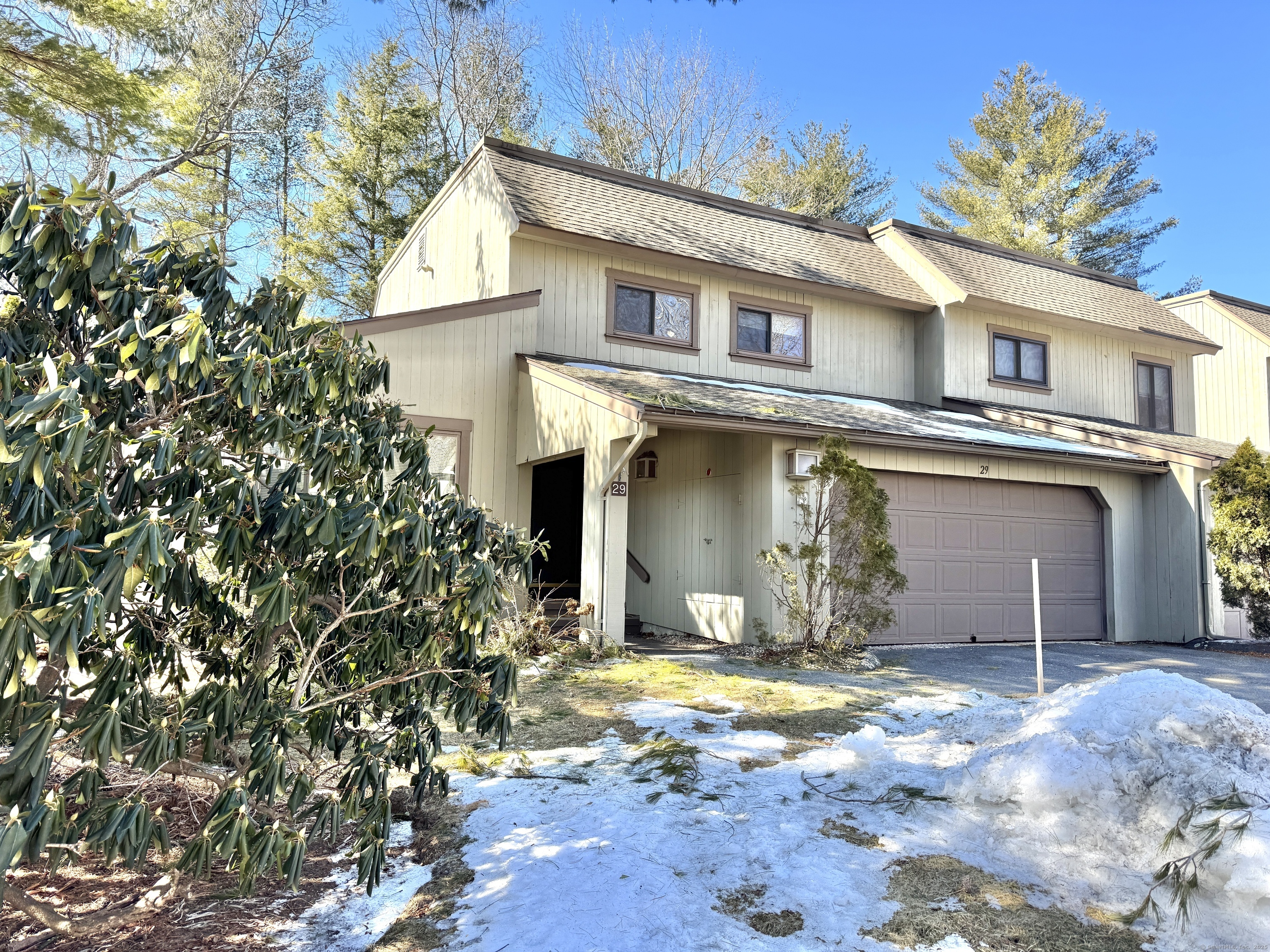 Property Photo:  29 Conifer Lane 29  CT 06001 