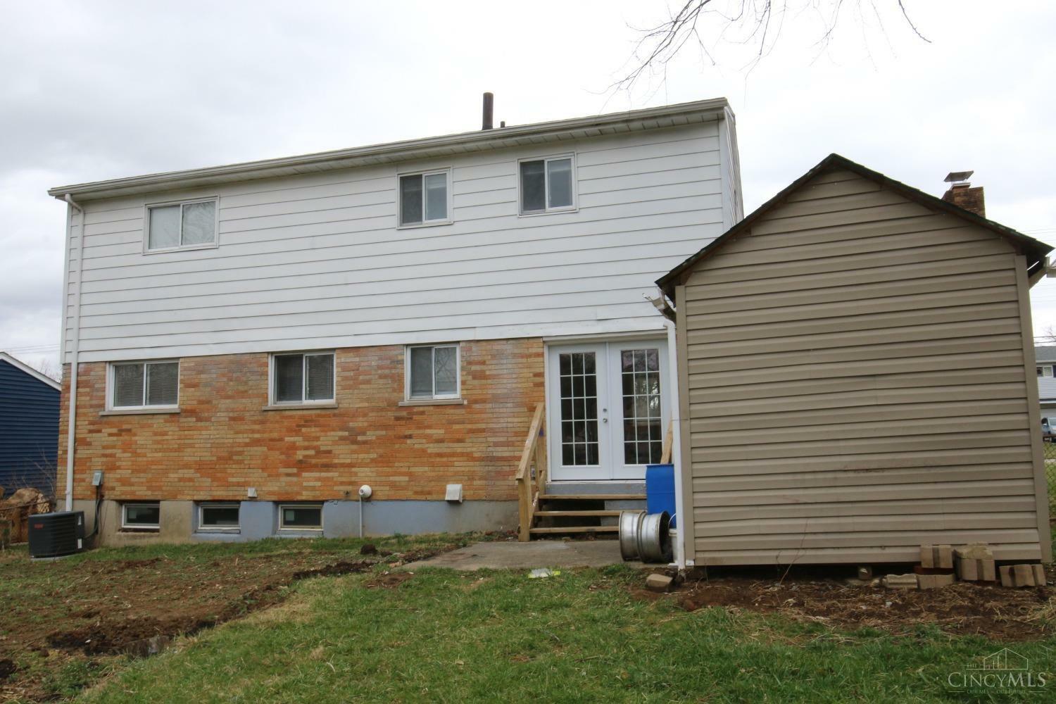 Property Photo: 1337 Meredith Drive OH 45231