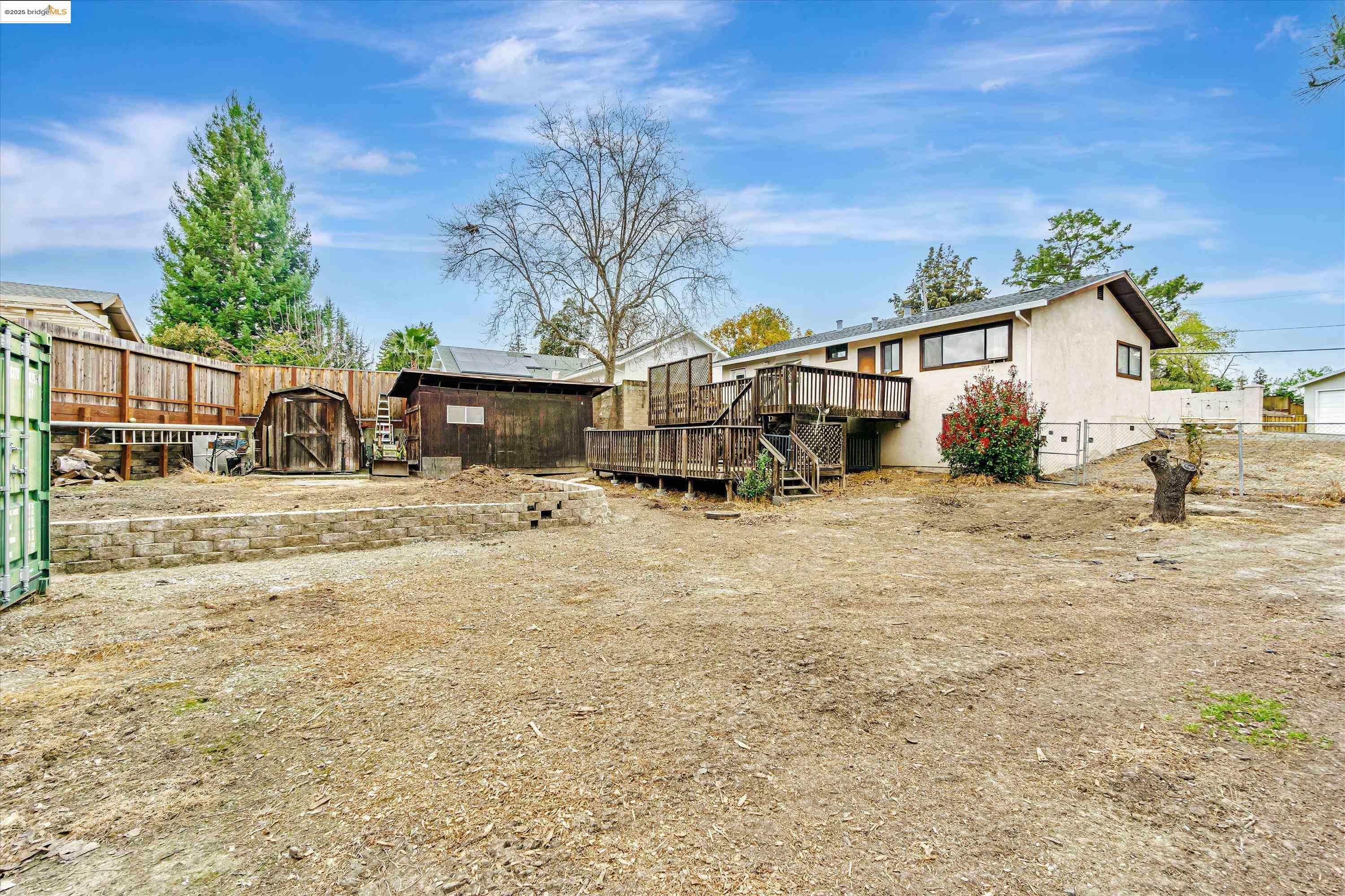 Property Photo:  327 4th Ave  CA 94523 