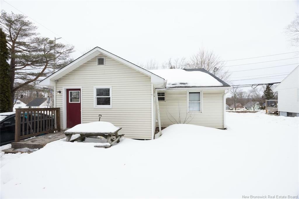 Photo de la propriété:  608 Kings College Road  NB E3B 2G8 