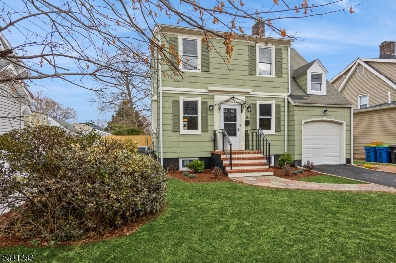 Property Photo:  184 Rock Ave  NJ 07063 