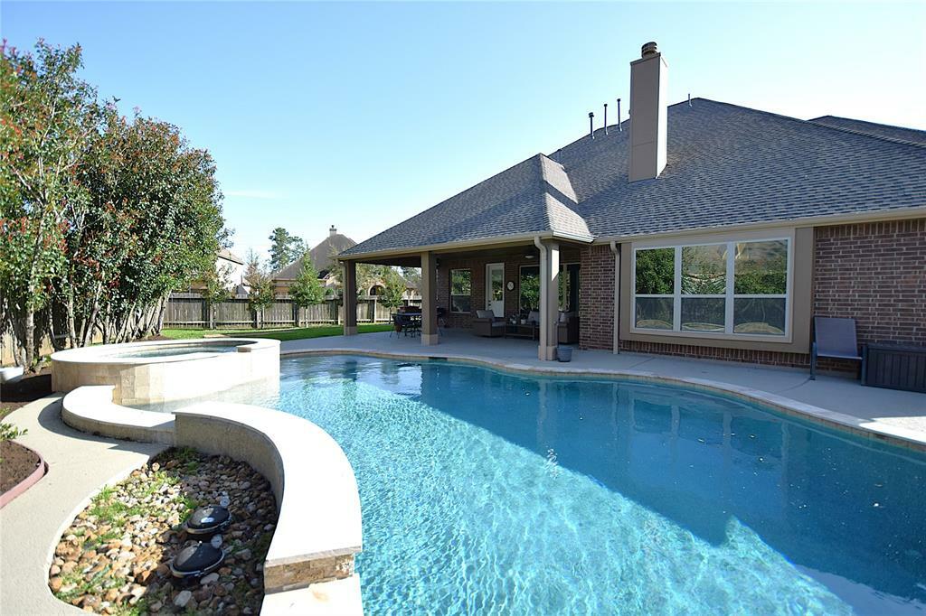 Property Photo: 10010 Friesian Estates Drive TX 77379