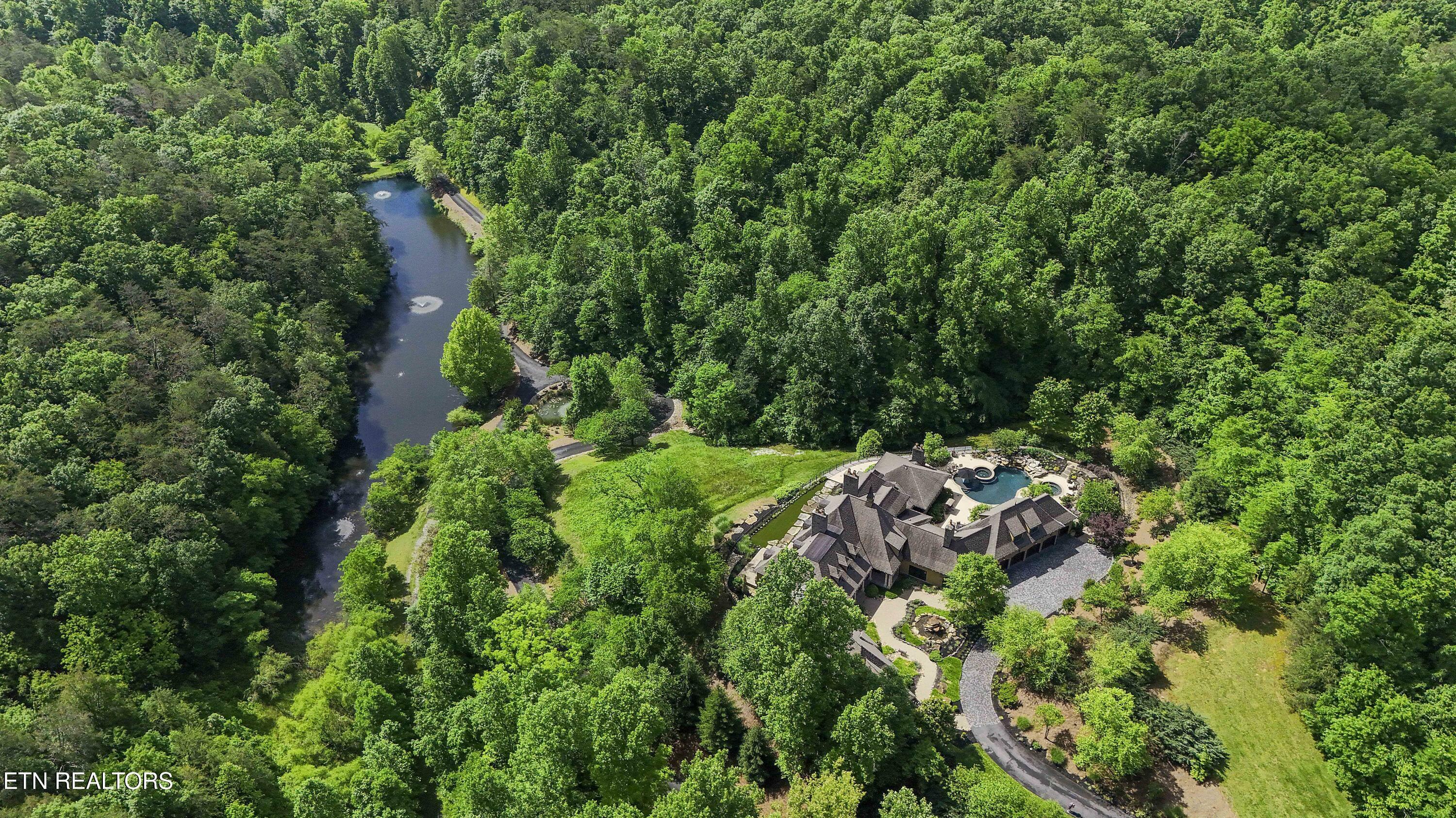 Property Photo: 255 N Ridge Rd TN 37876