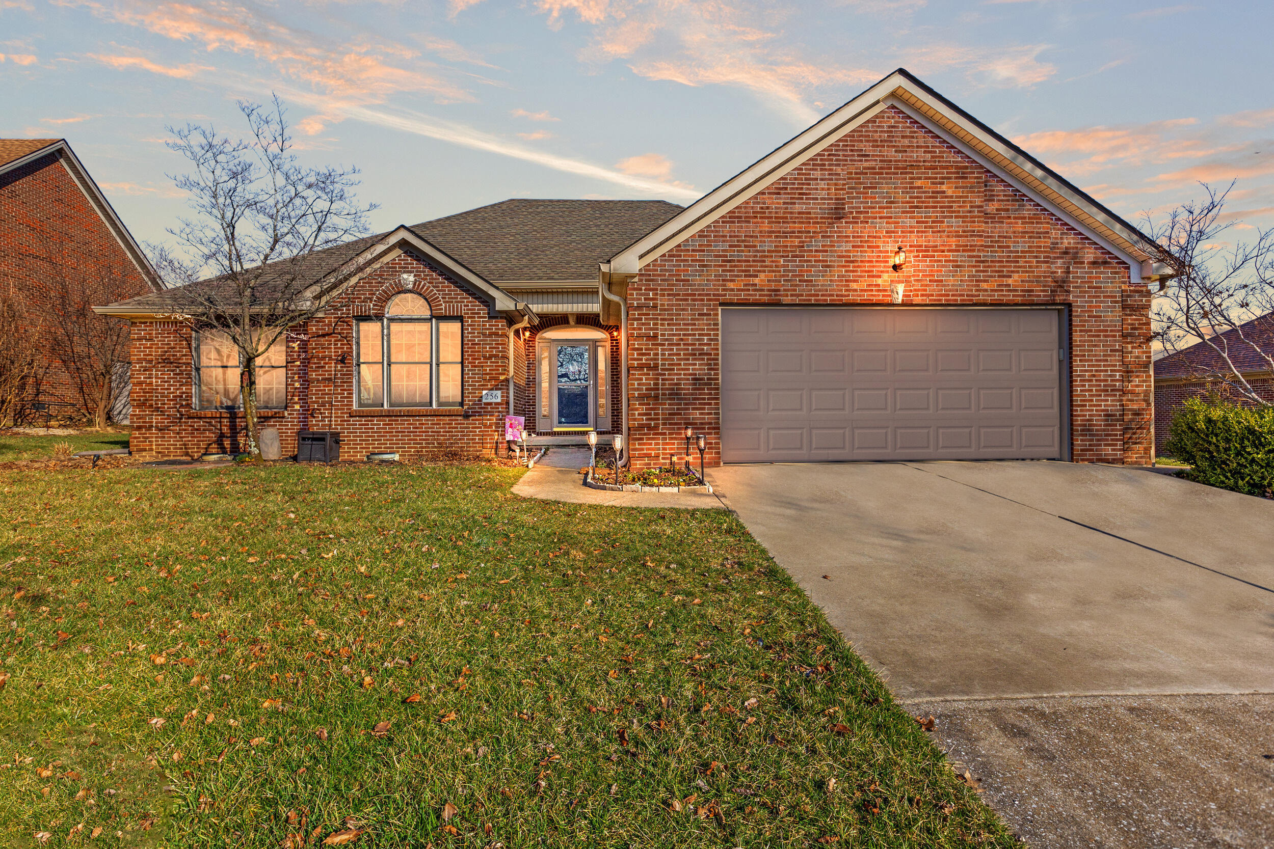 Property Photo:  256 Savanna Drive  KY 40475 