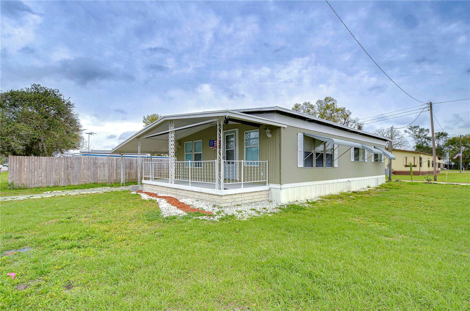 Property Photo: 6232 Connecticut Street FL 33542