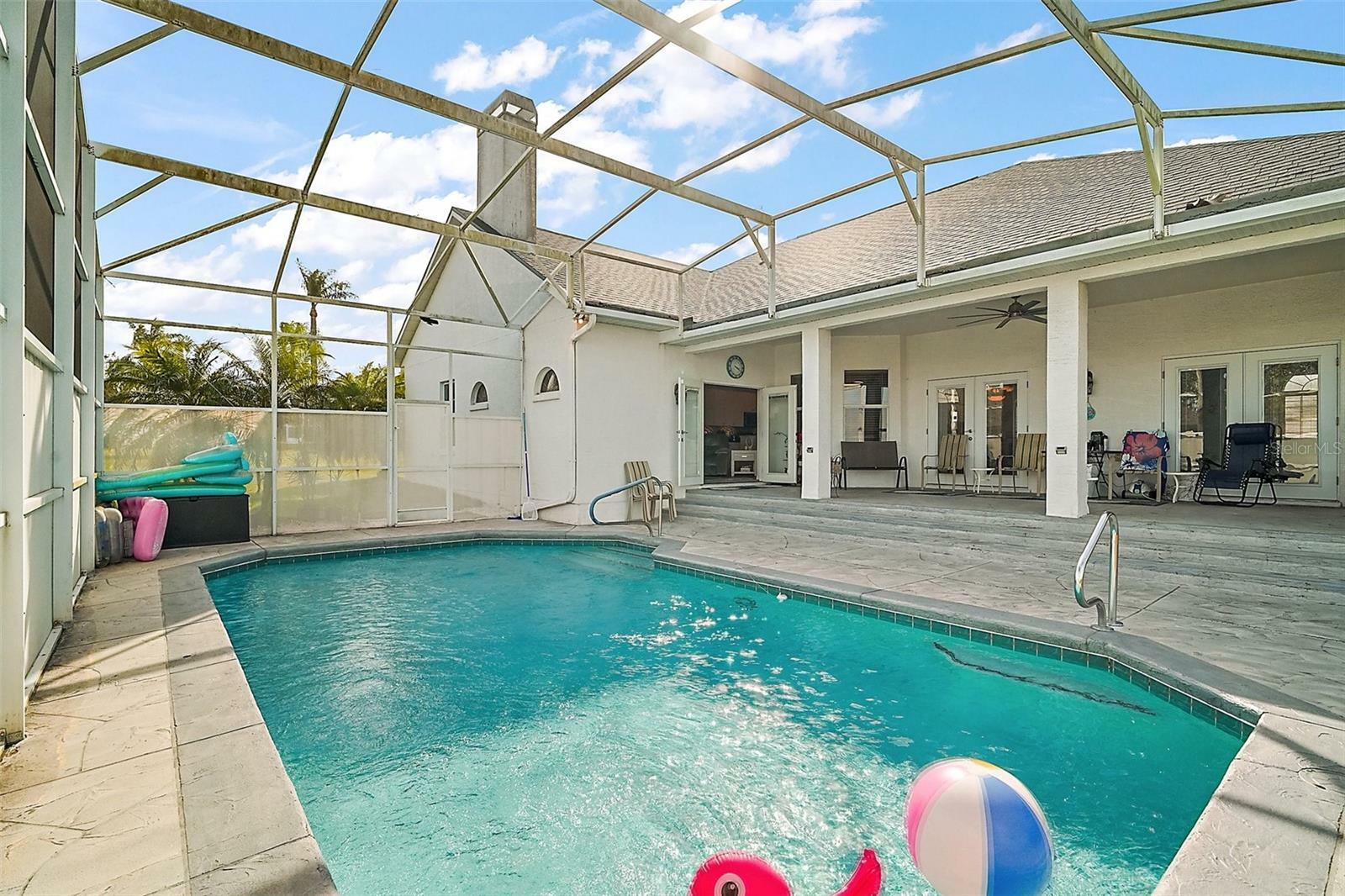 Property Photo: 288 Bent Oak Court FL 34748
