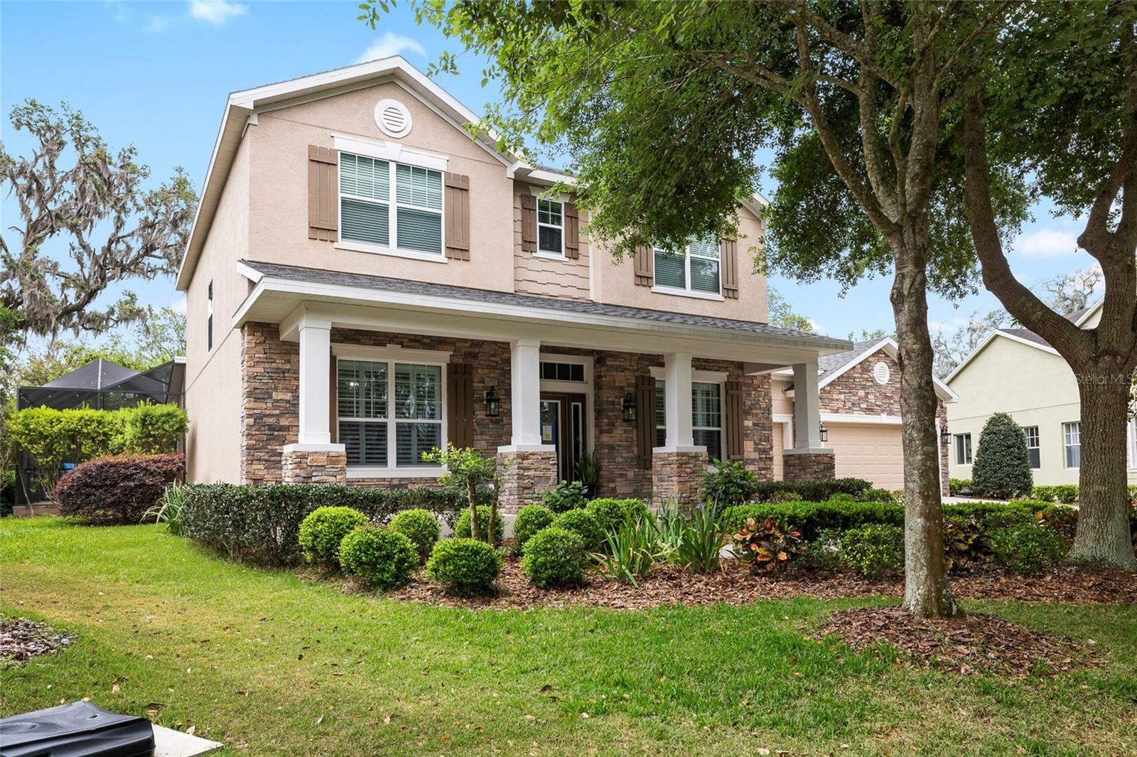 Property Photo: 15912 Ternglade Drive FL 33547