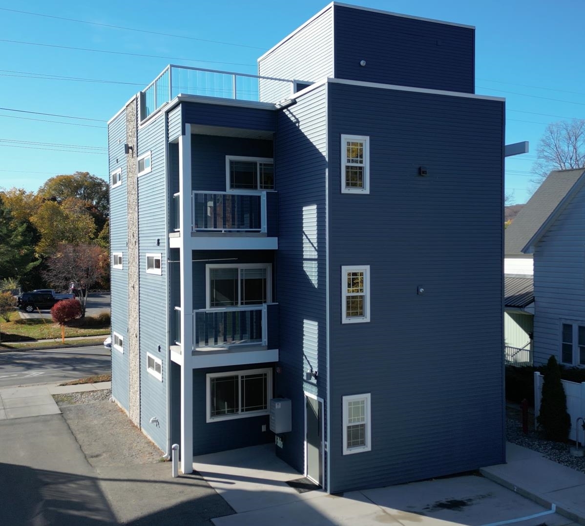Property Photo: 918 W Front Street 6 MI 49684