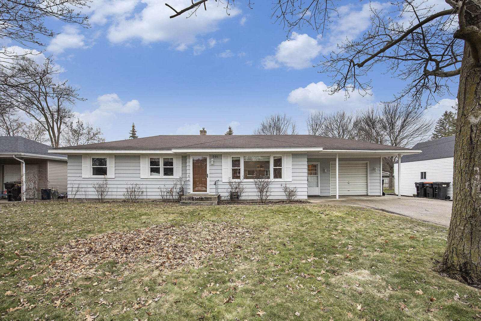 Property Photo: 501 Fontenelle Street SE MI 49548