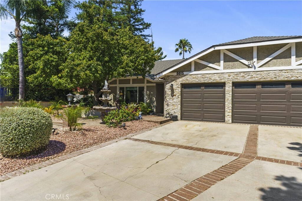 Property Photo:  8815 Moorcroft Avenue  CA 91304 