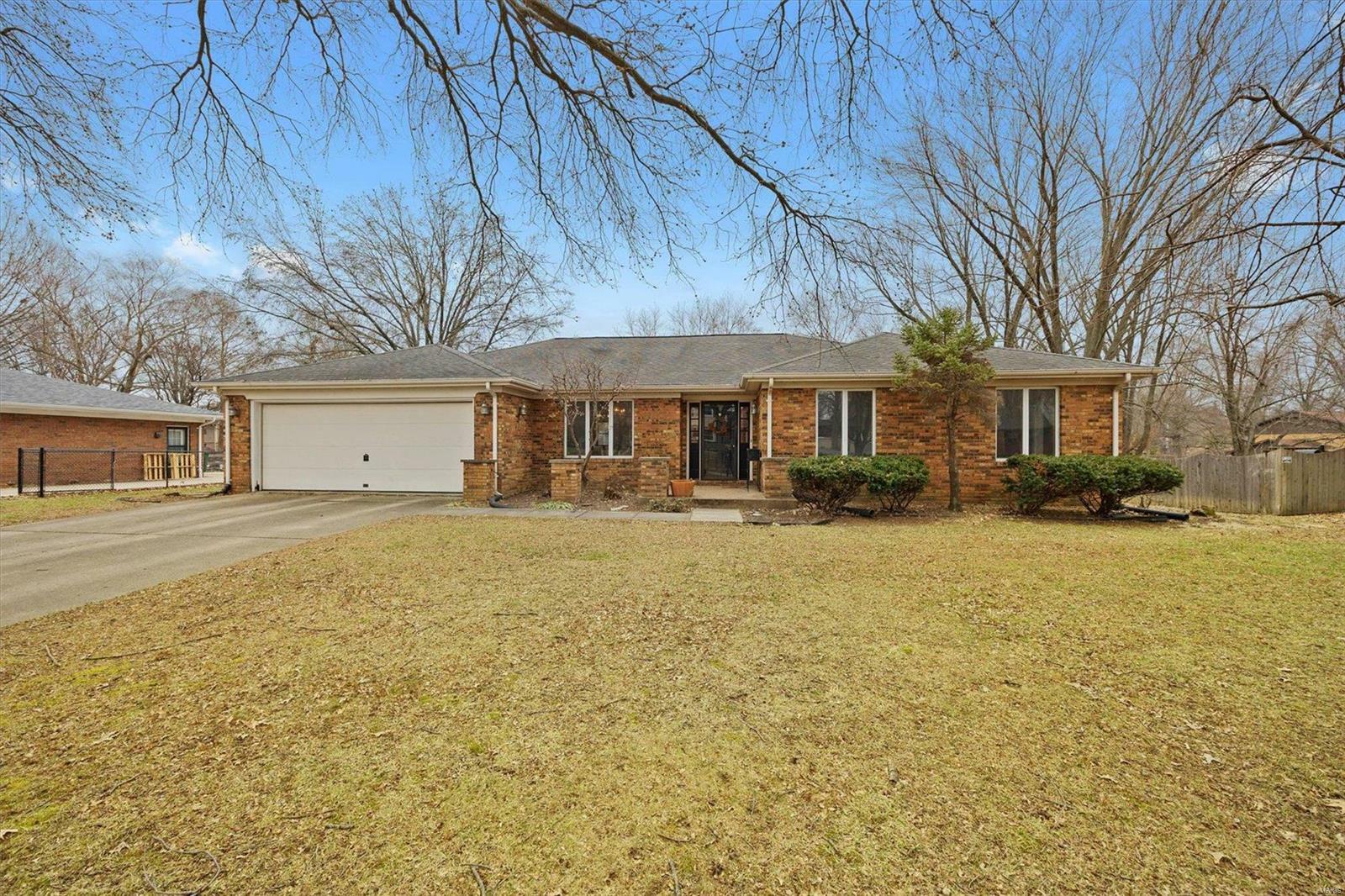 108 Sagebrush Drive  Belleville IL 62221 photo