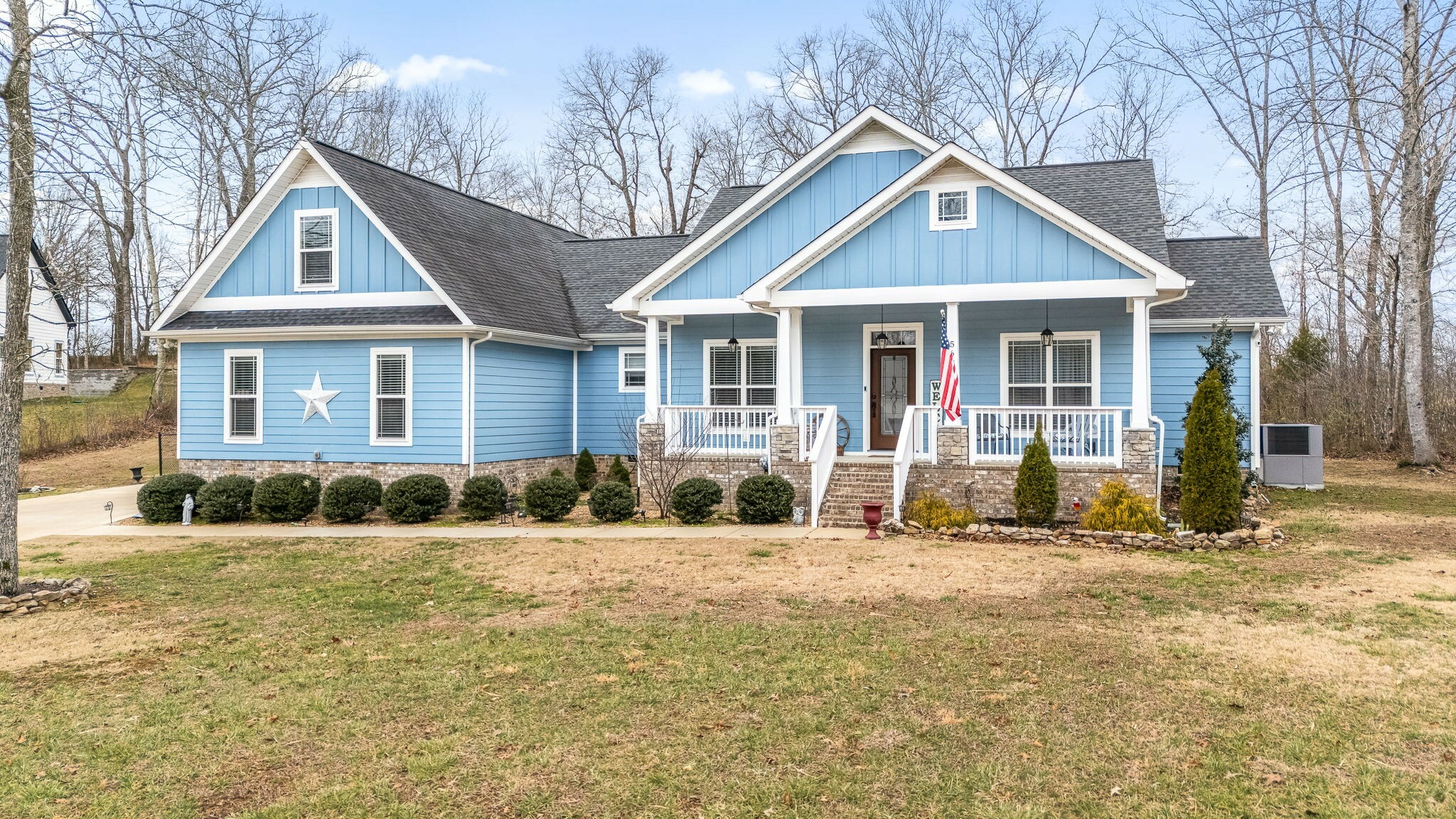 Property Photo:  569 Station Cir  TN 37388 