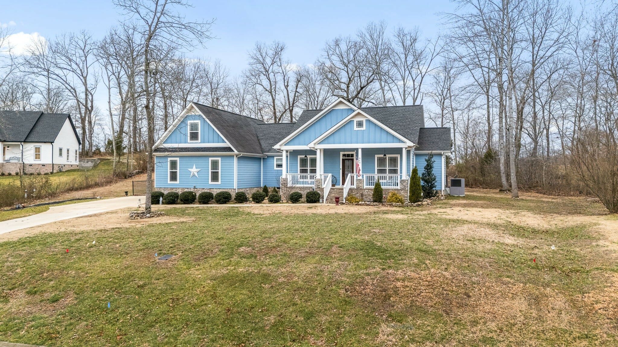 Property Photo: 569 Station Cir TN 37388