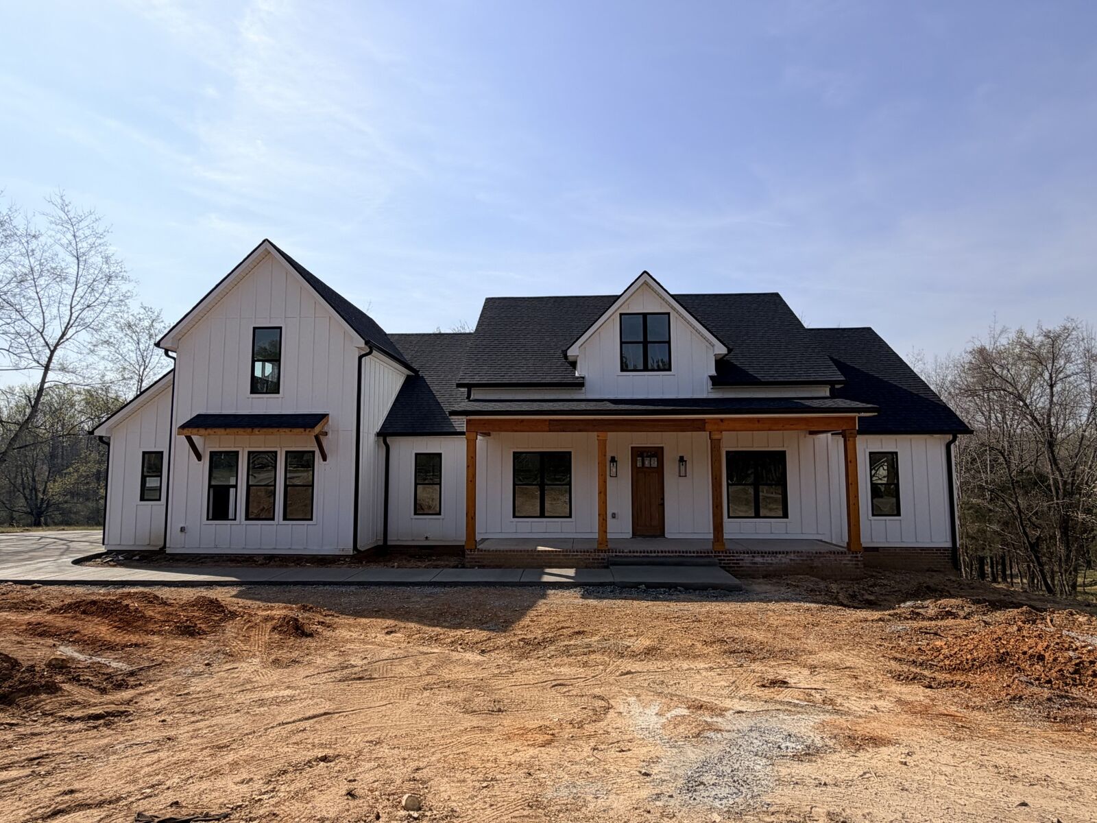 Property Photo:  2660 Jarrell Ridge Rd  TN 37043 