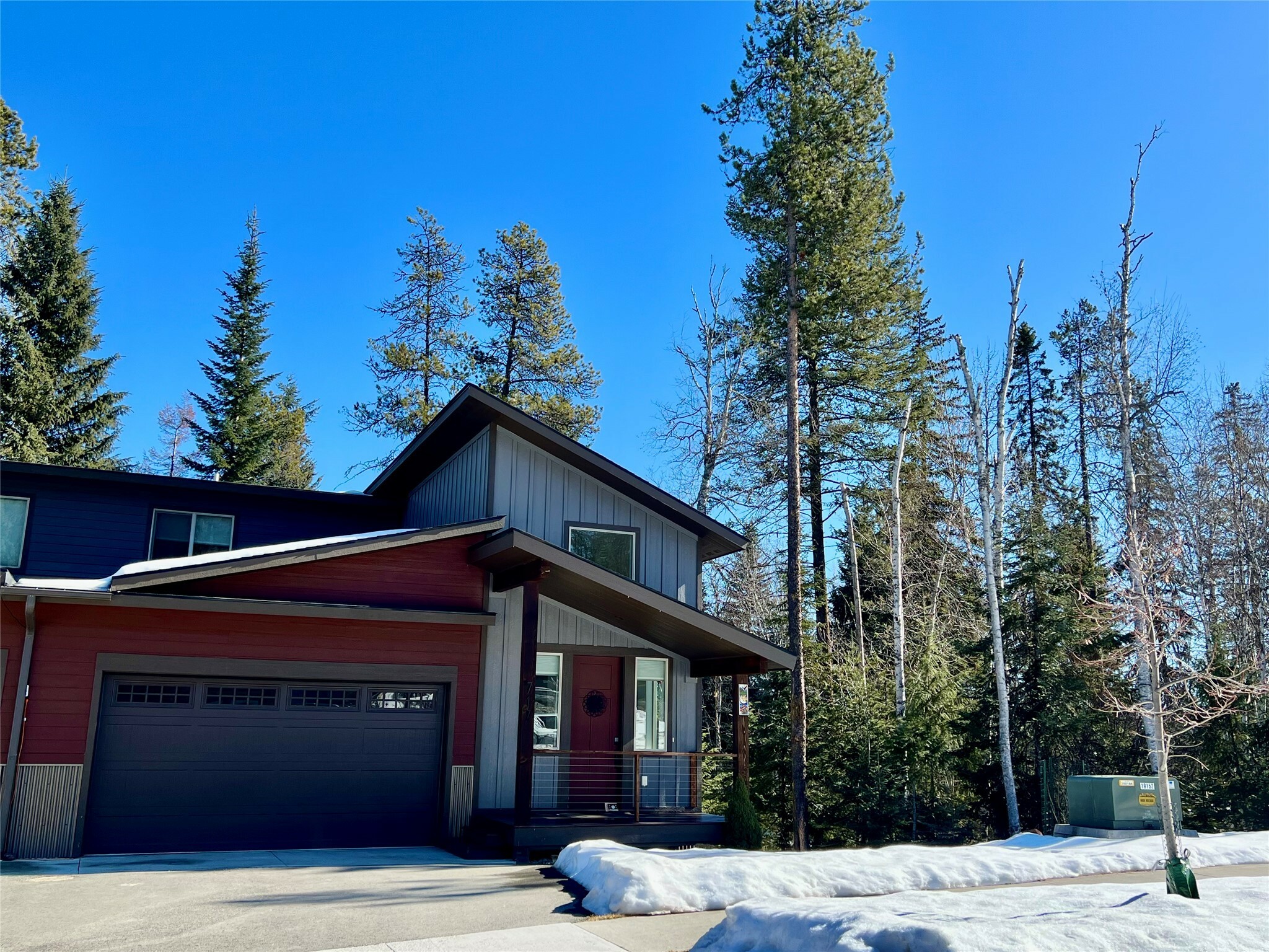 Property Photo:  717 Ice House Road  MT 59937 