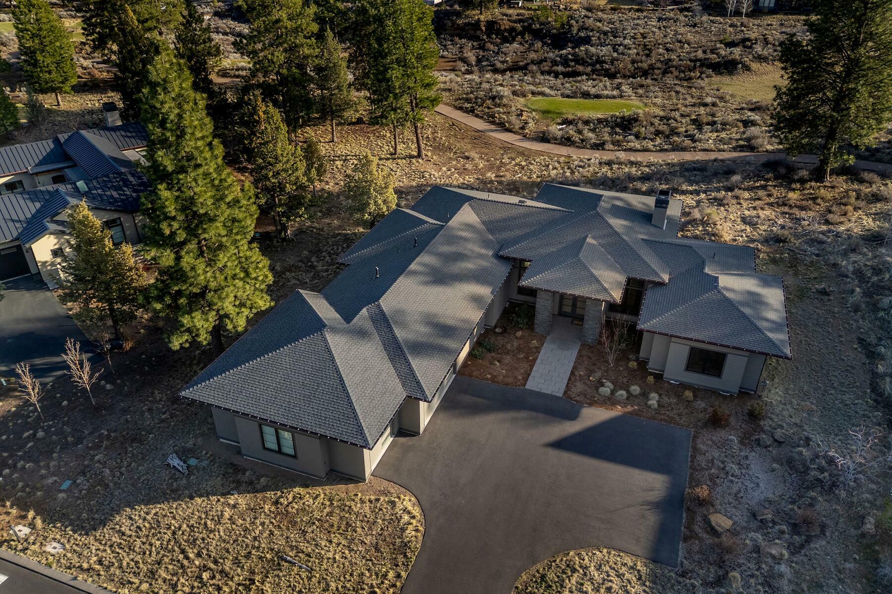 Property Photo:  61547 Hosmer Lake Drive  OR 97702 