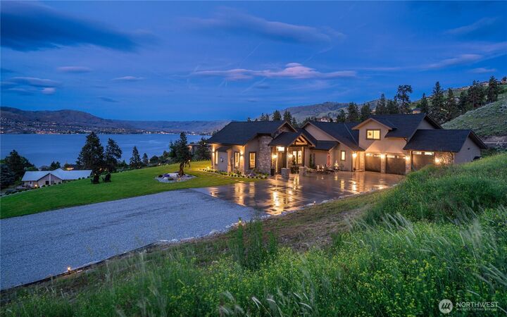 164  Tonalite Lane  Chelan WA 98816 photo