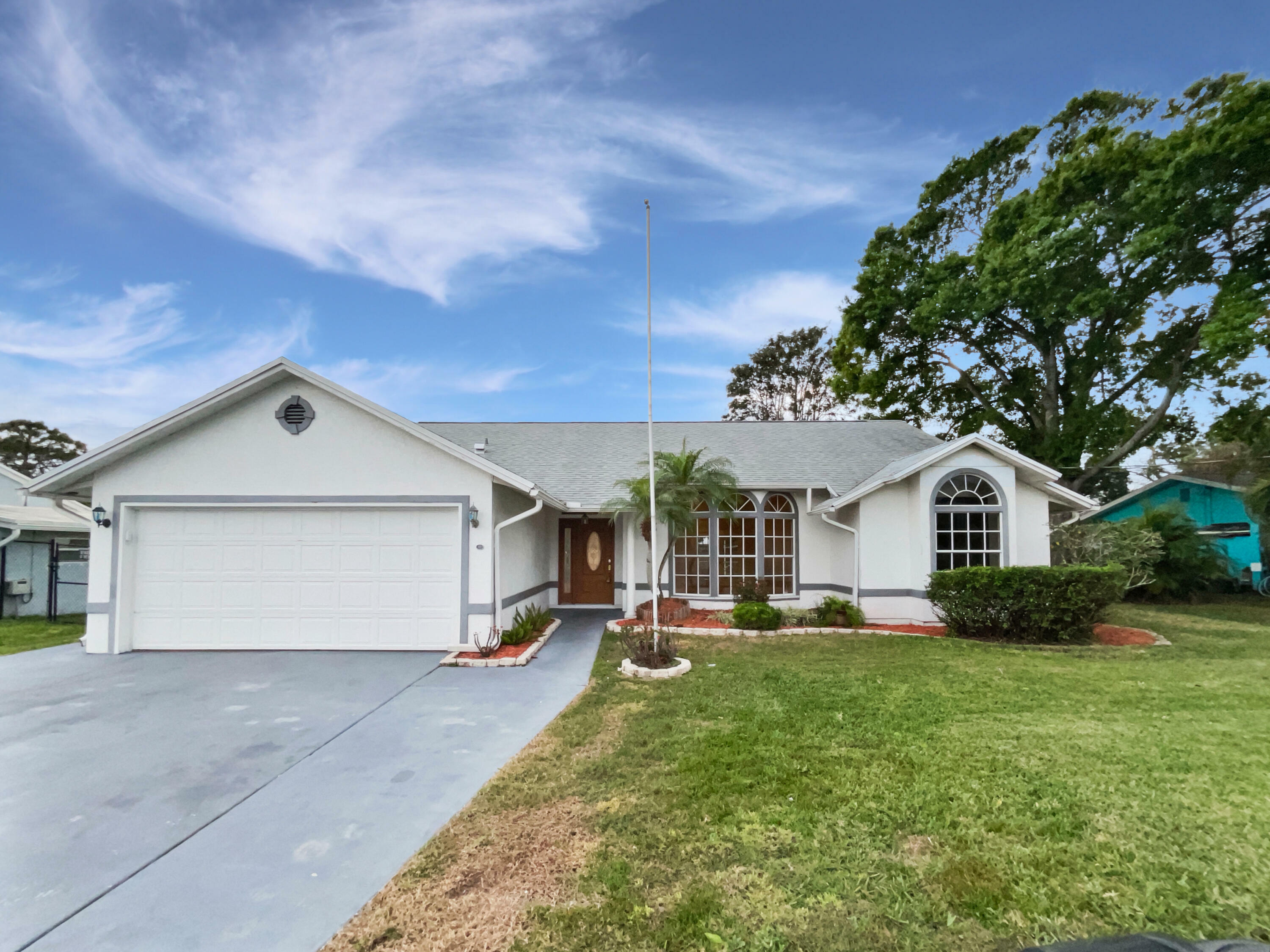 452 SE Evans Avenue  Port Saint Lucie FL 34984 photo