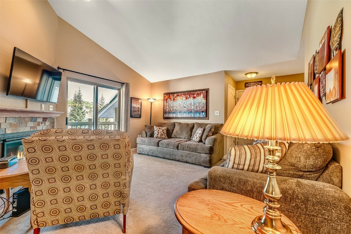 Property Photo:  1521 Point Drive 202  CO 80443 