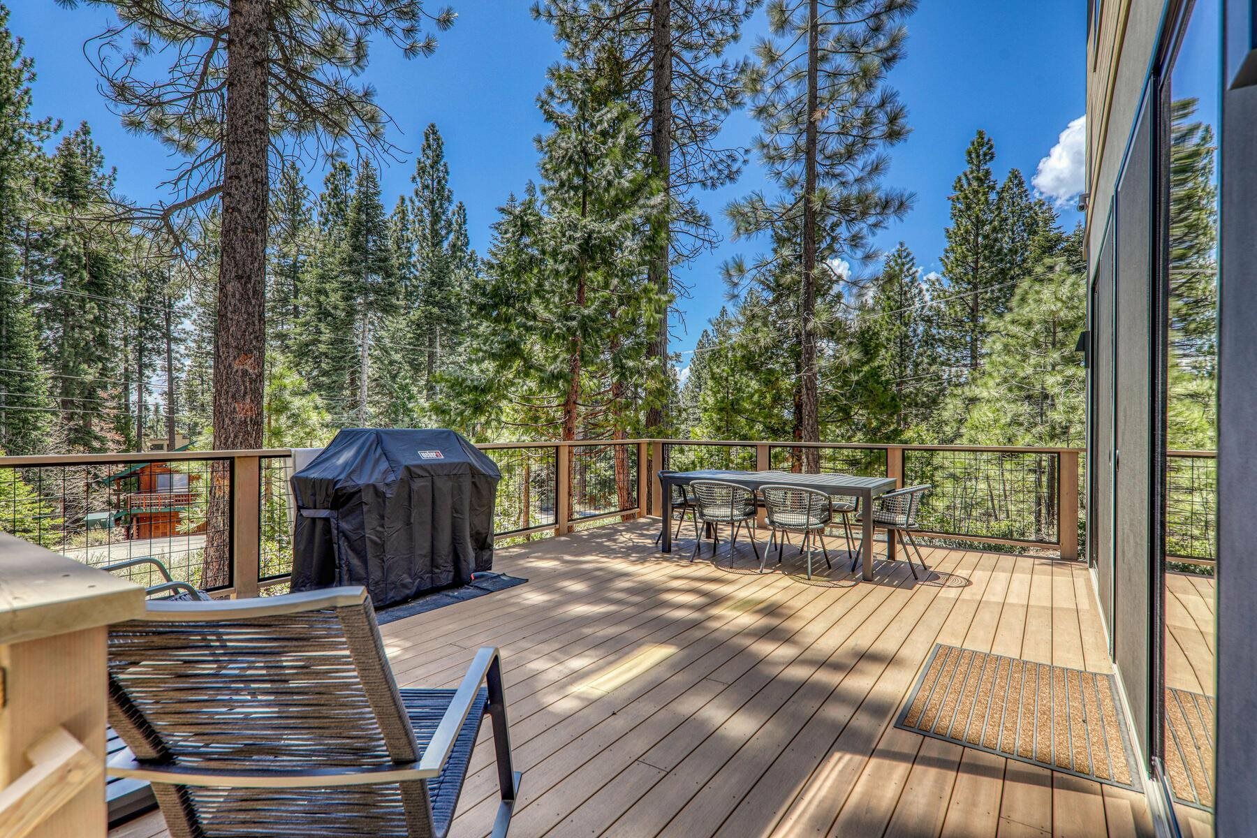 Property Photo: 100 Suffolk Place CA 96143-4251