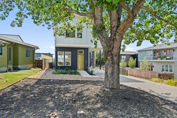 Property Photo: 5500 Sendero Hills Parkway TX 78724