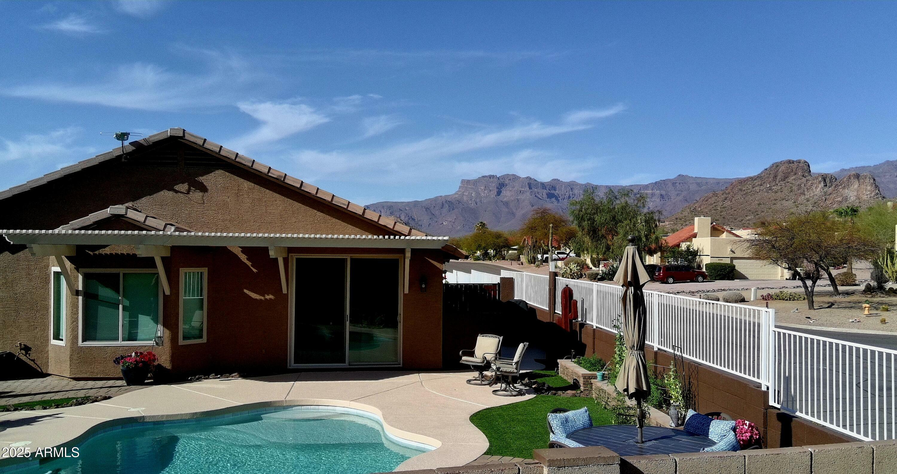 8965 E Red Mountain Lane  Gold Canyon AZ 85118 photo