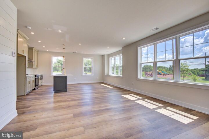 Property Photo:  415 Asha 201  PA 19438 