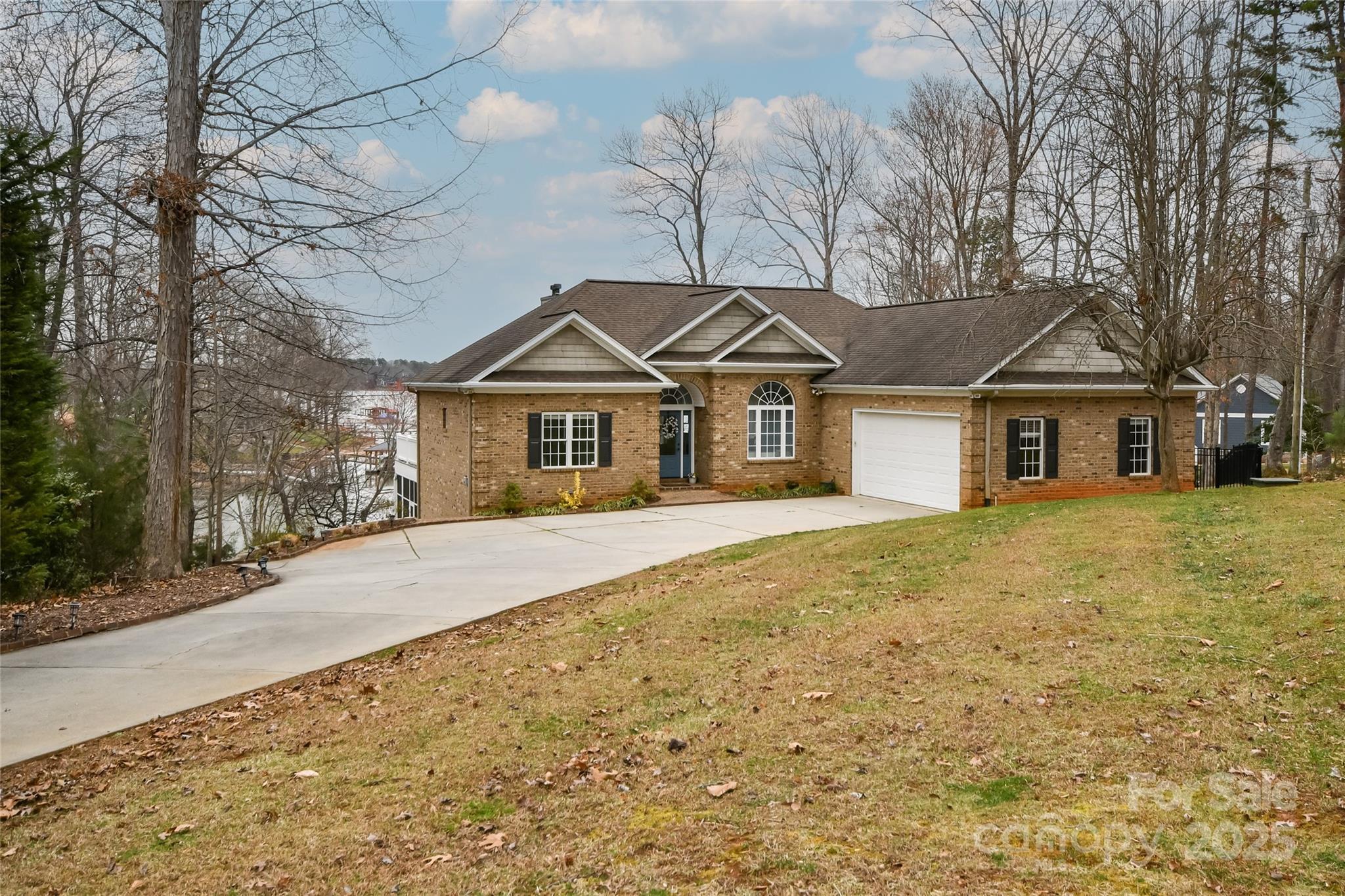 Property Photo: 4543 Stonesthrow Drive NC 28037