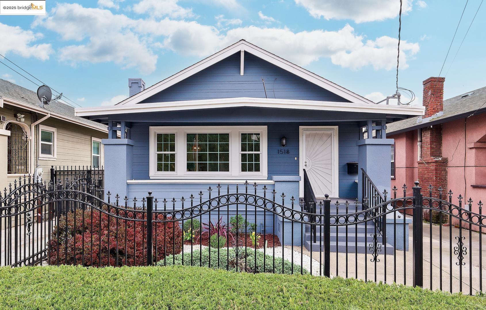Property Photo:  1518 28th Ave  CA 94601 