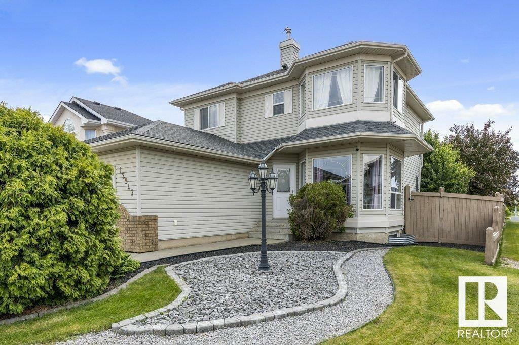 Photo de la propriété:  12943 Hudson Way NW  AB T6V 1M4 