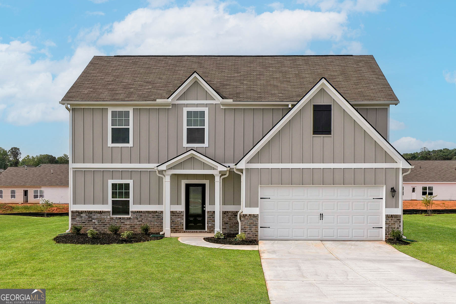 Property Photo: 1037 Claas Way GA 30248