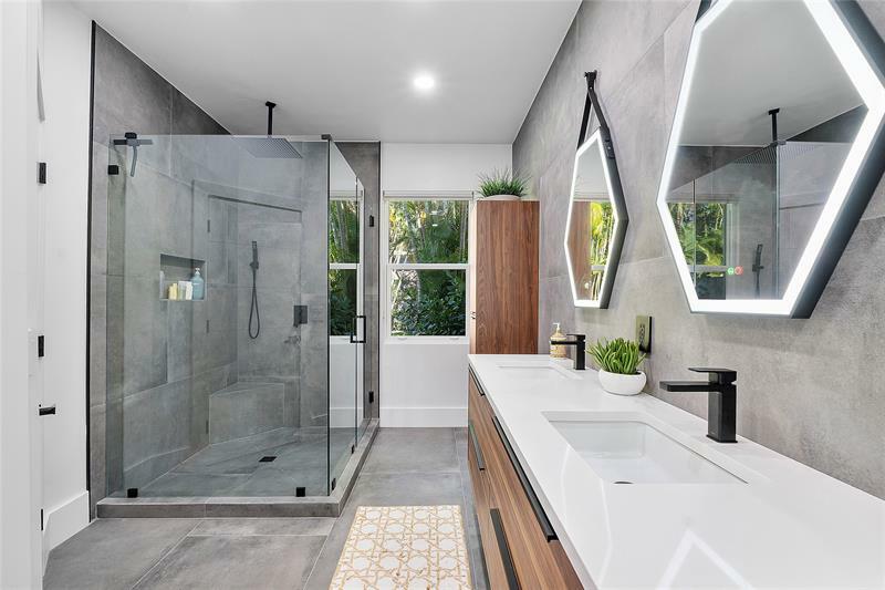 Property Photo: 7712 Travlers Tree Dr FL 33433