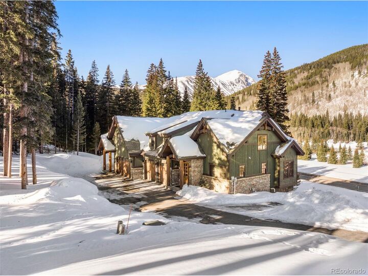 Property Photo: 40 Cooney Ct CO 80424