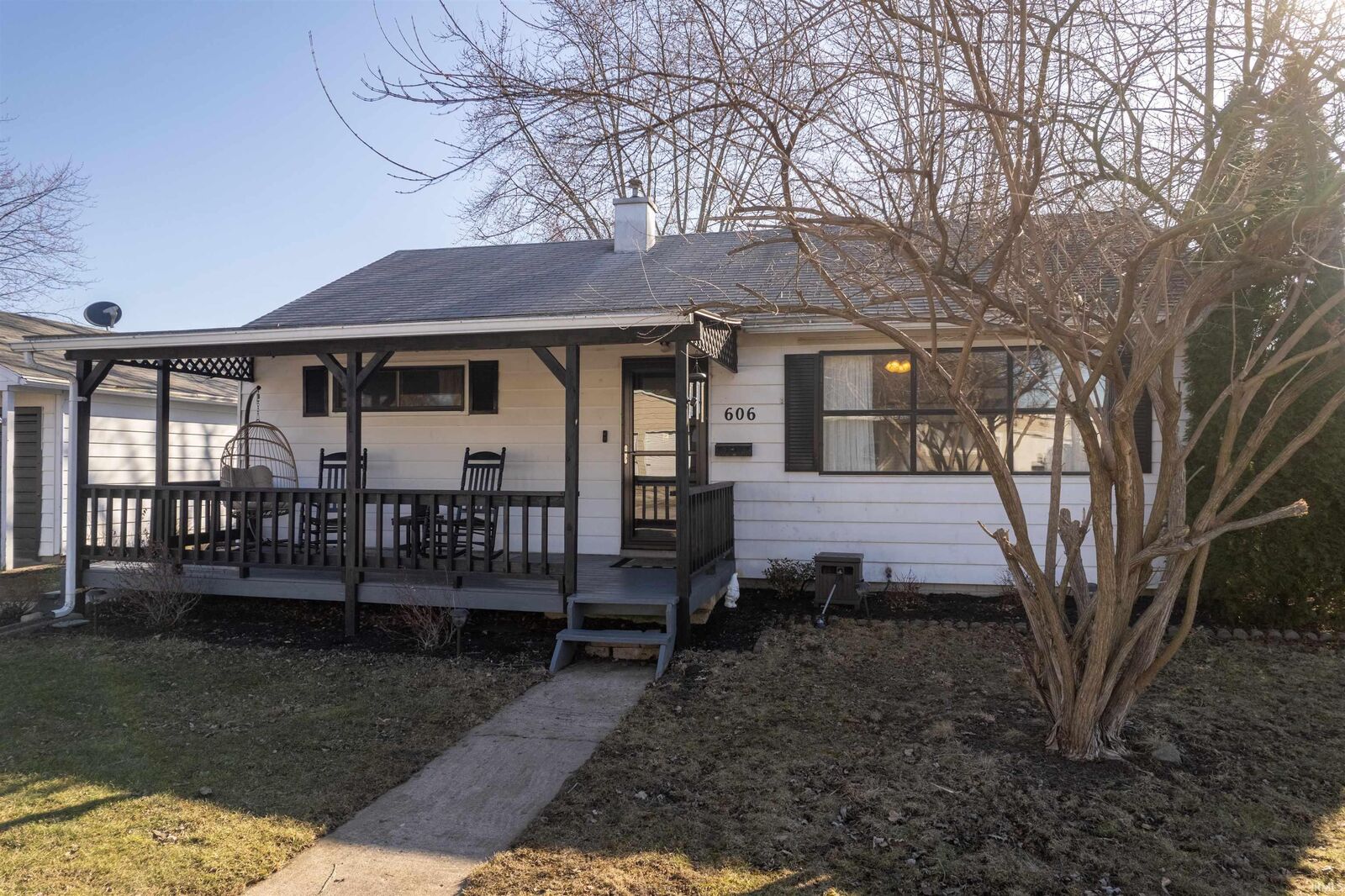 Property Photo:  606 Boggs Avenue  IN 47390 