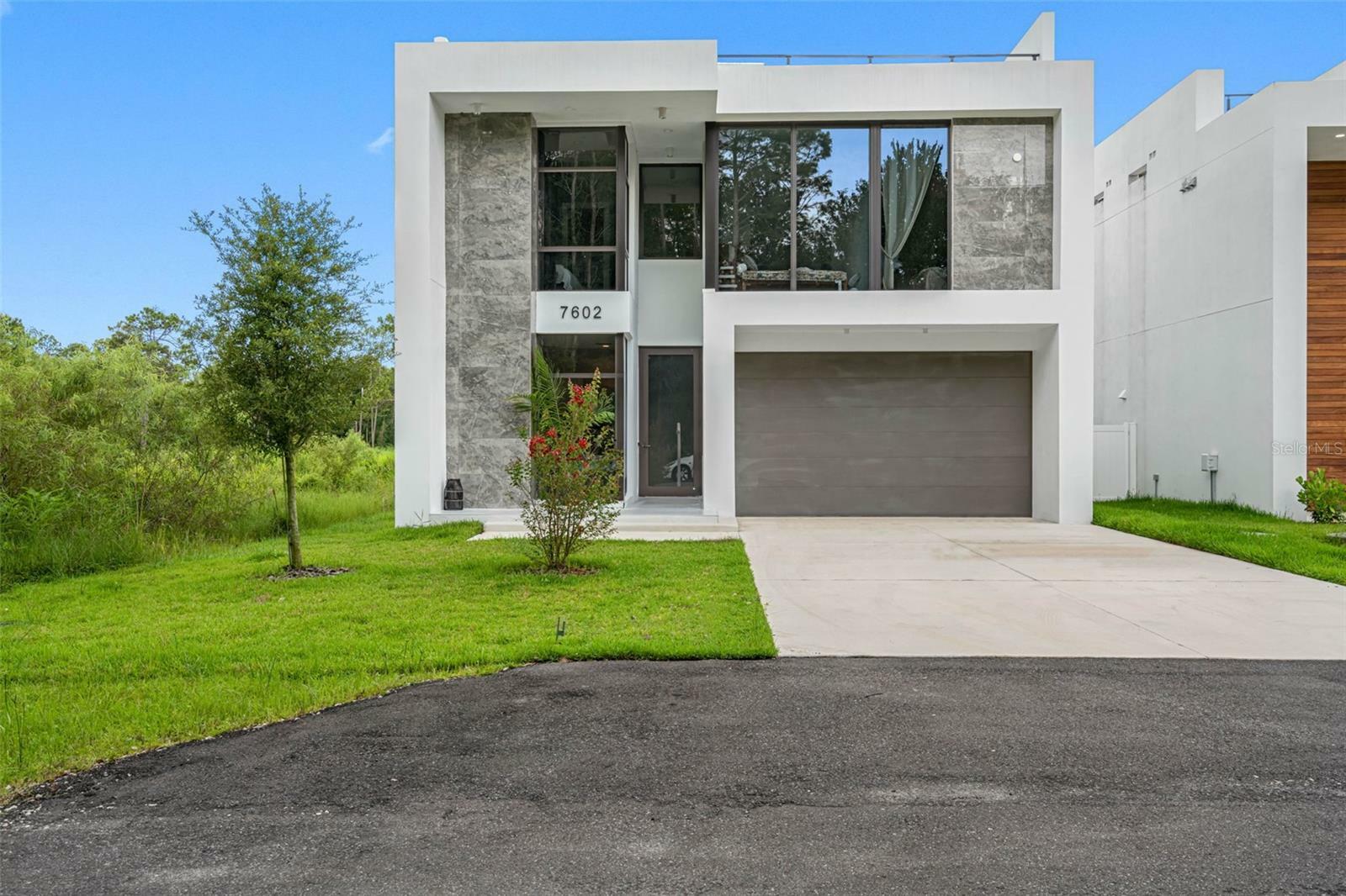 Property Photo: 7602 Antilla Street FL 33625